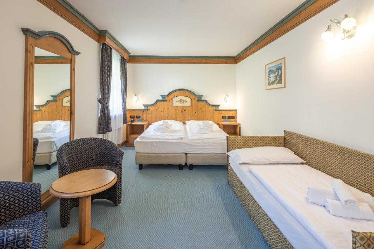 Hotel Bellavista Cavalese Ngoại thất bức ảnh